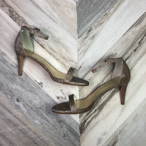 NWT Stuart Weitzman Nunaked Platinum Heels Size 10 - Picture 6 of 7